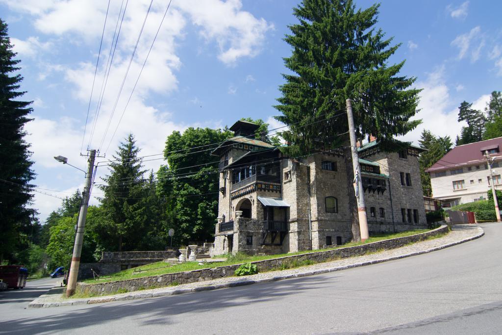 Hotel Casa Cu Farfurii Sinaia Exterior foto